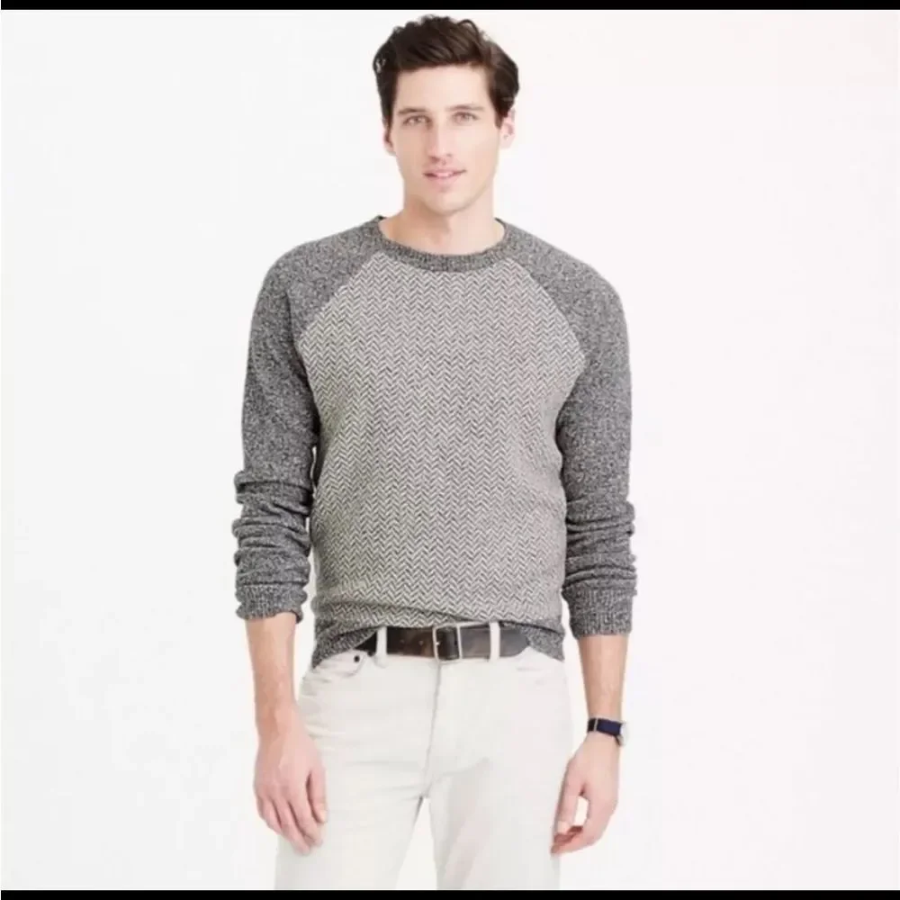 J.Crew Black Label Mens Lambswool Gray Chevron Pullover Knit Sweater Size Small